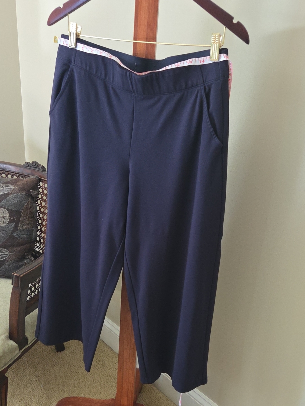 Navy Wide-Leg Crop Pants